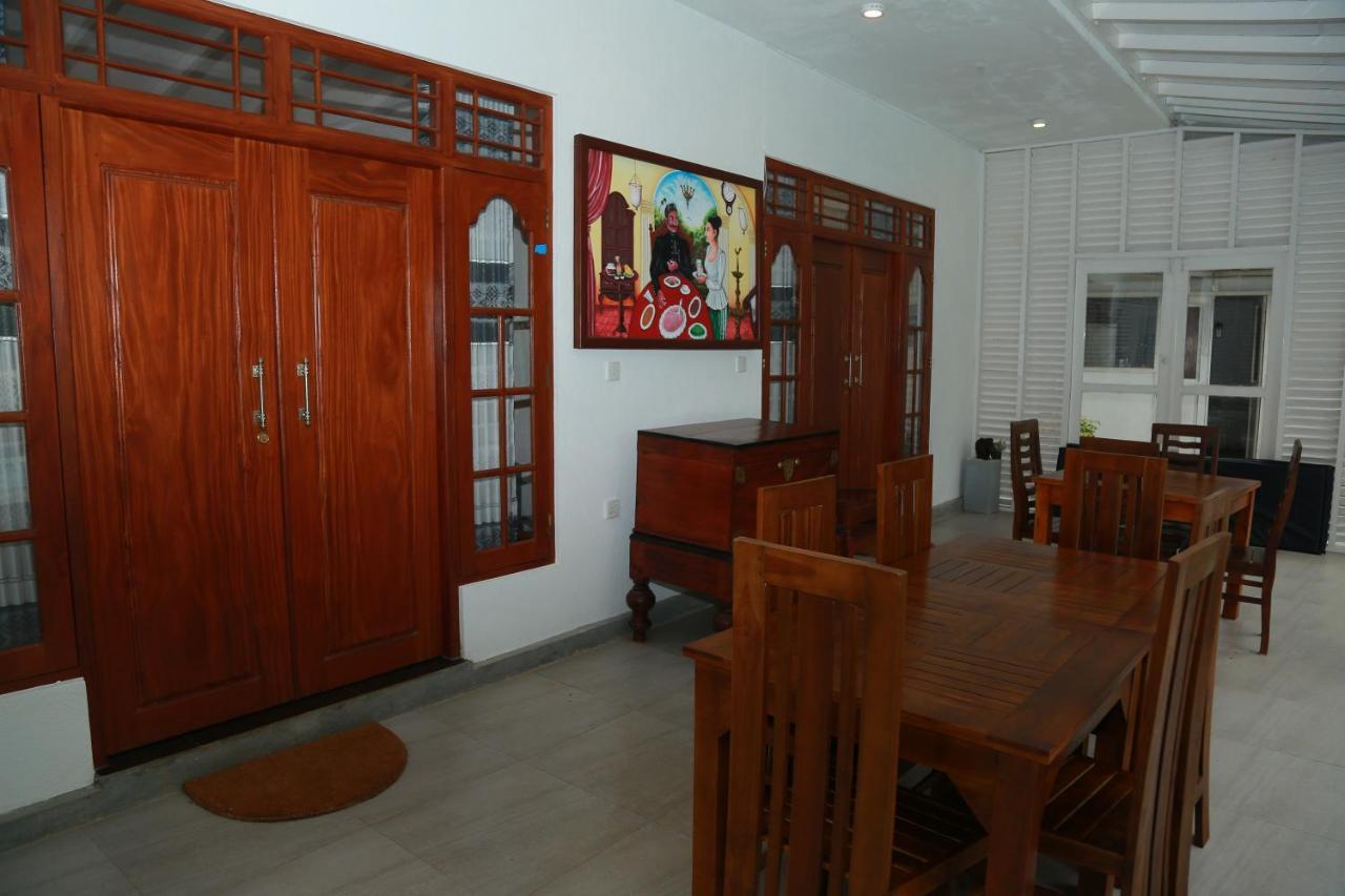 Villa A.Sms Induruwa Luaran gambar